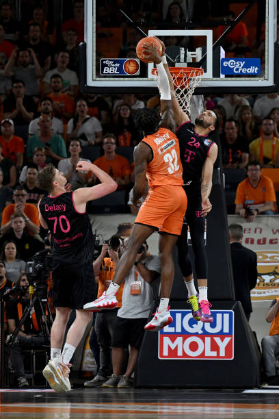 其中一些球 其中一些球