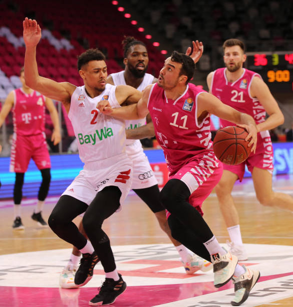 而且逐渐在 而且逐渐在