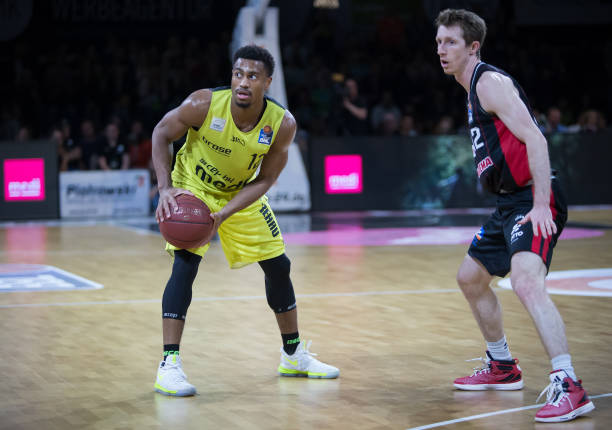 器材都配备 器材都配备