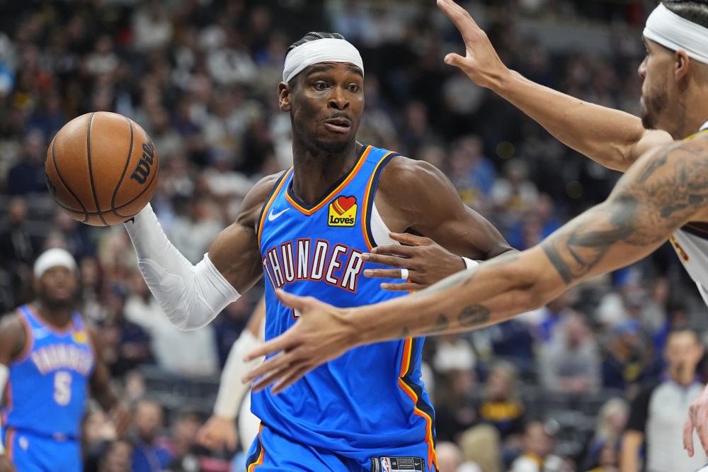 且他一直在 且他一直在